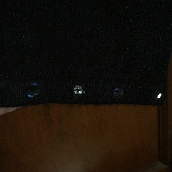 🎄Christmas cardigan with poinsettias & snowflakes - Picture 4 of 9